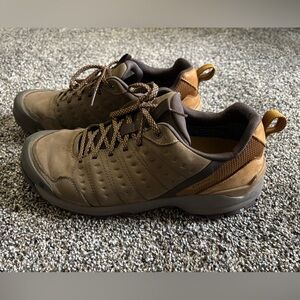 Men's Oboz Shoes